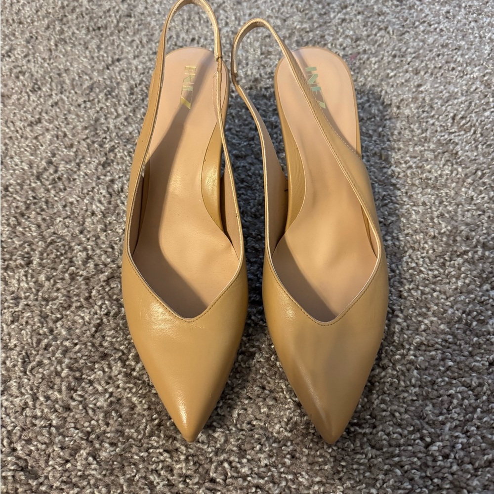 Chic Tan Leather Heels